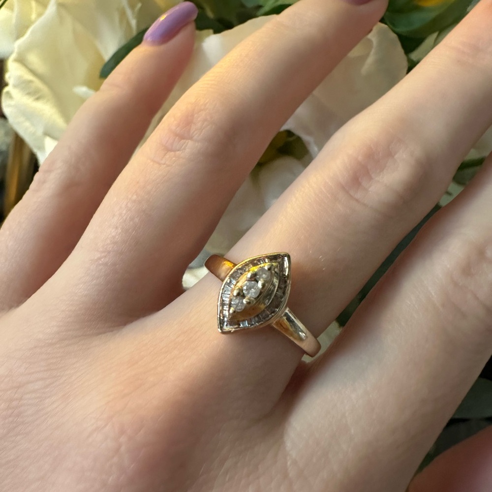 SOLID YELLOW GOLD GENUINE DIAMOND RING